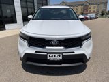 Used 2021 Kia Sorento LX image 3