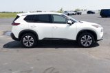 Used 2021 Nissan Rogue SV image 5