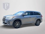 Used 2018 Toyota Highlander XLE image 4