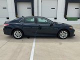 Used 2020 Toyota Camry LE image 3