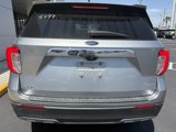 Used 2022 Ford Explorer XLT w/ Equipment Group 202A image 3