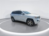 Used 2021 Jeep Grand Cherokee Overland image 2