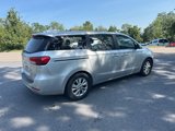 Used 2016 Kia Sedona L image 2