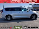 Used 2023 Chrysler Voyager LX image 2