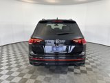 Used 2024 Volkswagen Tiguan SE R-Line image 4