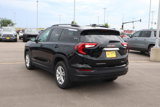 Used 2022 GMC Terrain SLE w/ Driver Convenience Package image 4