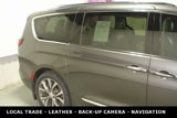 Used 2017 Chrysler Pacifica Limited image 4