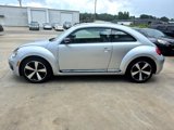 Used 2013 Volkswagen Beetle 2.0T image 4