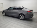 Used 2018 Ford Fusion SE w/ Fusion SE Technology Package image 3