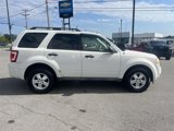 Used 2010 Ford Escape XLT image 4