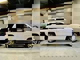 Used 2017 Chevrolet Suburban Premier image 4