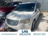 Used 2013 Chrysler Town & Country Touring-L image 2