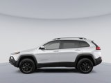 Used 2018 Jeep Cherokee Limited w/ Technology Group image 2