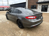 Used 2016 Ford Fusion SE w/ Equipment Group 202A image 2
