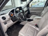 Used 2011 Honda Pilot Touring image 2