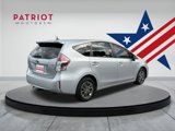 Certified 2017 Toyota Prius V Two image 5