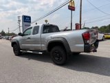 Used 2019 Toyota Tacoma SR image 4