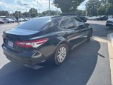 Used 2018 Toyota Camry LE image 5