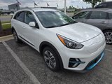 Used 2022 Kia Niro EX image 3