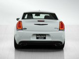 Used 2018 Chrysler 300 S w/ 300S Premium Group image 4