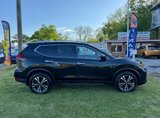 Used 2019 Nissan Rogue SV w/ Premium Package image 5