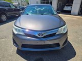 Used 2014 Toyota Camry LE image 2