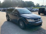 Used 2017 Dodge Journey SE w/ Flexible Seating Group image 2