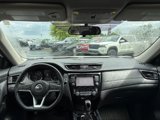 Used 2017 Nissan Rogue SV image 6