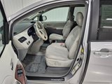 Used 2011 Toyota Sienna XLE image 2