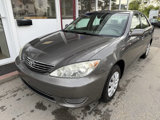 Used 2005 Toyota Camry LE image 2