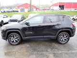 New 2025 Jeep Compass Limited image 2