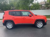 Used 2018 Jeep Renegade Latitude image 3