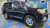 Used 2012 Toyota 4Runner SR5 w/ Premium Pkg image 2