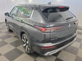 New 2025 Mitsubishi Outlander SEL image 3