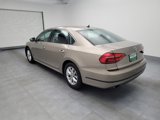 Used 2016 Volkswagen Passat 1.8T S image 3