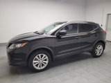 Used 2018 Nissan Rogue Sport SV image 2