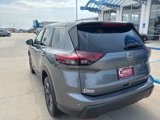 Used 2024 Nissan Rogue SV image 5