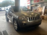 Used 2013 Jeep Grand Cherokee Laredo image 2
