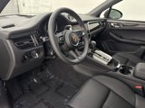 Used 2025 Porsche Macan Turbo image 4