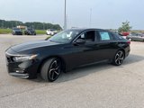 Used 2018 Honda Accord Sport image 2