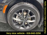 Used 2022 Chrysler Pacifica Limited w/ S Appearance Package image 5