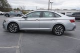 Used 2023 Volkswagen Jetta SEL image 3