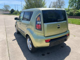 Used 2011 Kia Soul + image 2