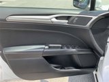 Used 2020 Ford Fusion SE image 2