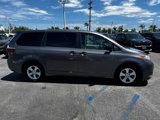 Used 2015 Toyota Sienna L image 4
