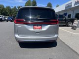 Used 2021 Chrysler Pacifica Touring-L image 2
