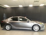 Used 2022 Toyota Camry LE image 2