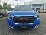 Used 2024 GMC Terrain SLE w/ Driver Convenience Package image 2