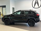 Used 2019 Jeep Cherokee Trailhawk image 4