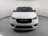 New 2025 Chrysler Pacifica Select image 2